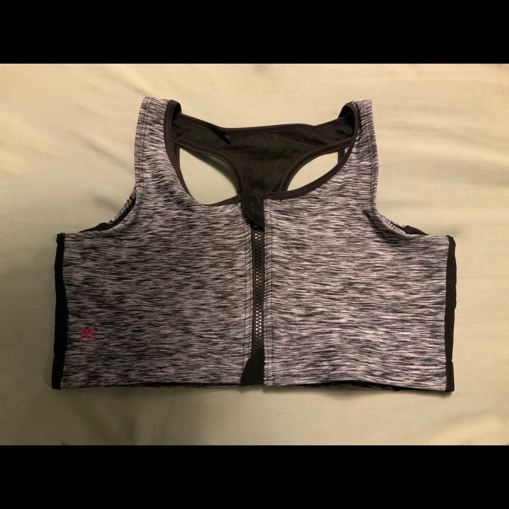 Ruby Ribbon Zip Sport Demiette Bra